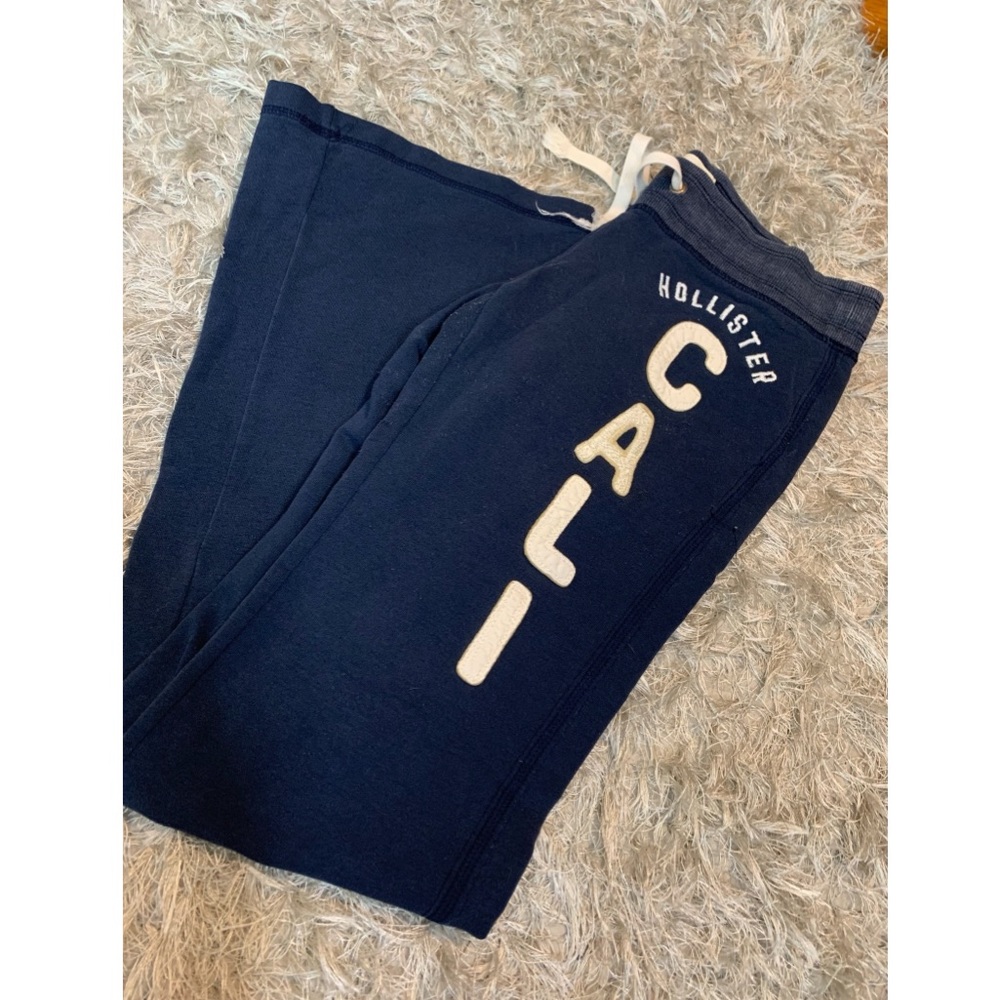 Navy blue hollister boot cut sweatpants size small